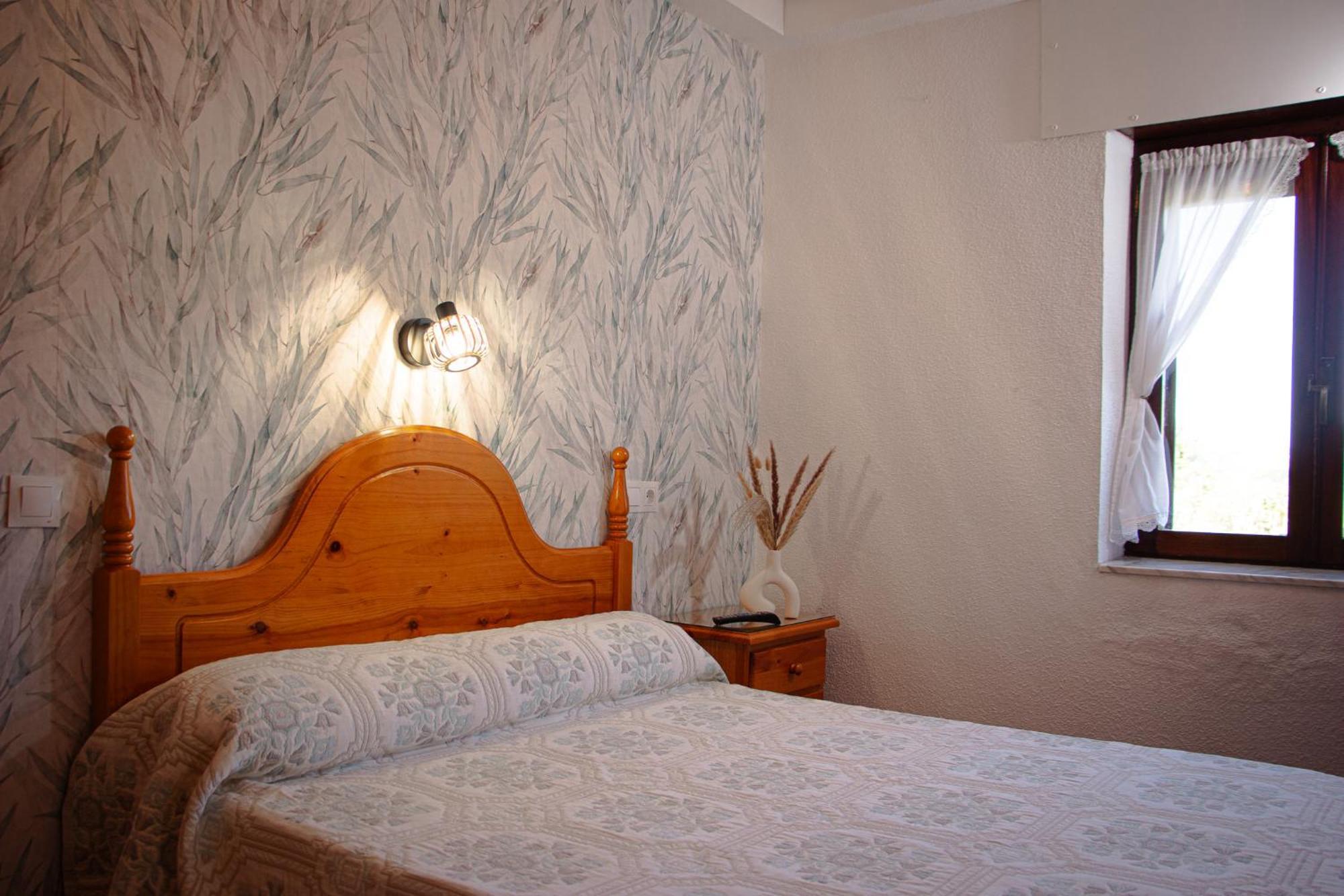 Cosma House Hotel Hinojedo Bagian luar foto